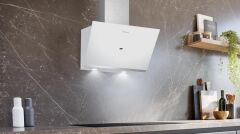 Siemens LC67KPJ20T iQ500 Duvar Tipi Davlumbaz 60 cm Beyaz Cam Yüzey
