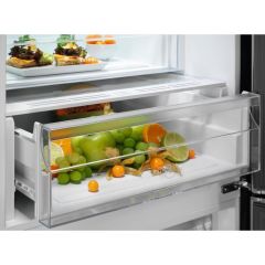 Electrolux LNT5ME32U1 600 TwinTech® No Frost Buzdolabı