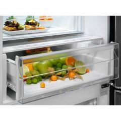 Electrolux LNT5ME32U1 600 TwinTech® No Frost Buzdolabı