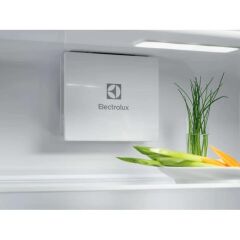 Electrolux ERD6DE18S1 DynamicAir Ankastre Soğutucu 312 Lt.